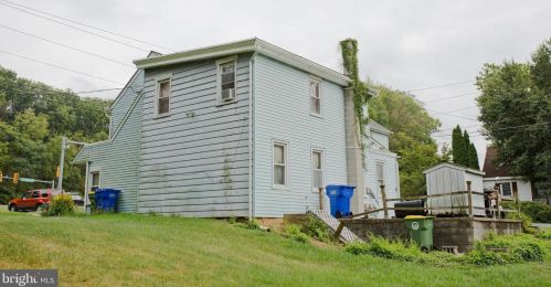 940 Lampeter Rd, Lancaster, PA 17602-1220