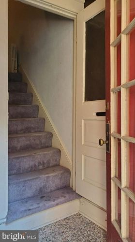 127 Orange St, Lancaster PA  17602-2862 exterior