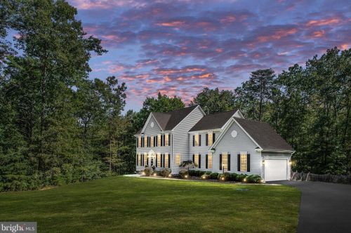 8703 Laroque Run Dr, Fredericksburg, VA 22407-1991