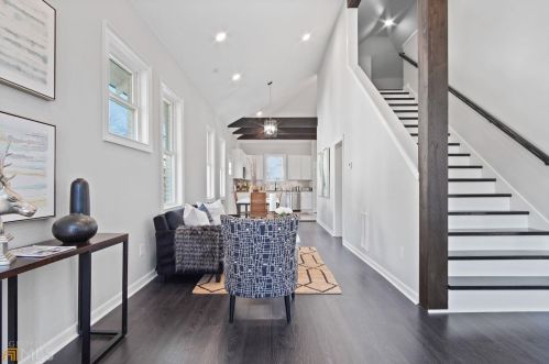 1394 Metropolitan Pkwy, Atlanta GA  30310-4451 exterior