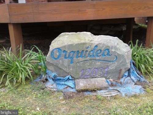 12031 Valleywood Dr, Silver Spring, MD 20902-2236