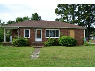 2205 Wintergreen Dr, Chesapeake, VA 23323-5042