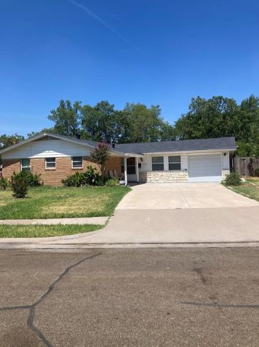 3503 Colgate Ln, Irving, TX 75062-4578