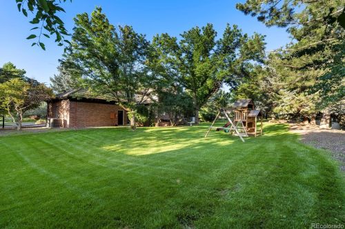 49 Cherry Hl Farm Dr, Englewood CO 80113-7169 exterior