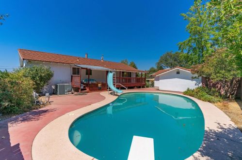 36 Pearl St, Sutter Creek, CA 95685-4107