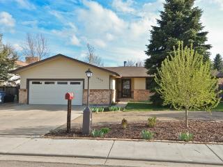 1533 Flemming Dr, Longmont, CO 80501-1010