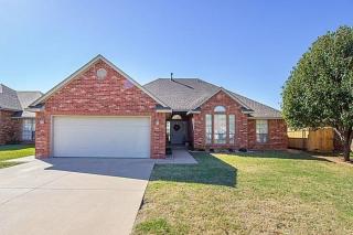 15 Westend Ct, Tuttle, OK 73089-9228