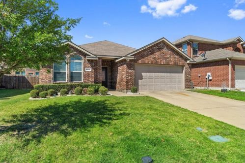 2048 Forest Meadow Dr, Princeton TX  75407-2654 exterior