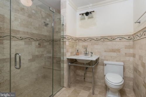 80 Mapleton Rd, Princeton NJ  08540-9668 exterior