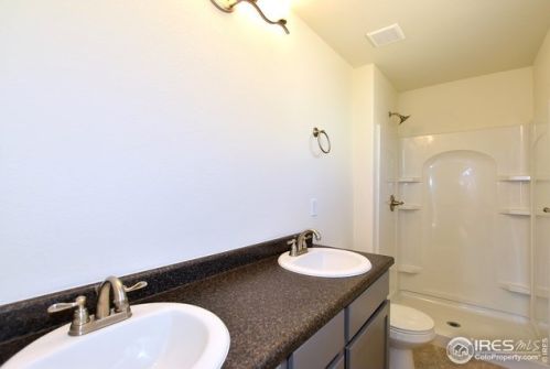 2749 Sapphire St, Loveland CO 80537-2024 exterior