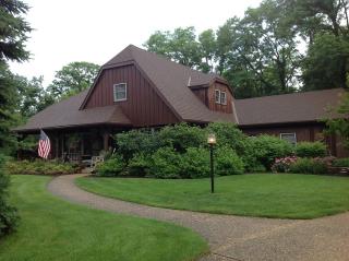 501 Bryant Circle Dr, Hollowayville, IL 61356-2341