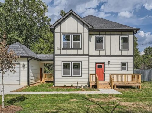 1330 Adams Dr, Atlanta, GA 30311-3620