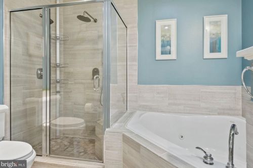 2737 Linden Ln, Silver Spring MD 20910-1212 exterior