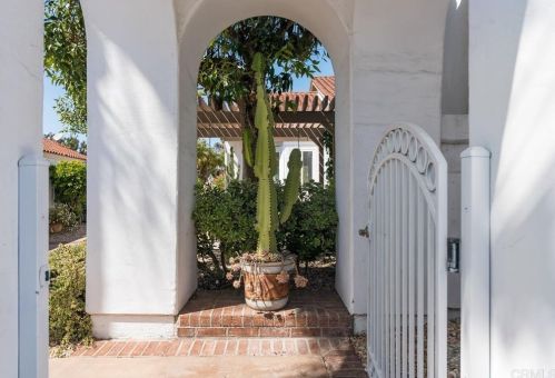 5054 Corinthia Way, Oceanside, CA 92056-5152
