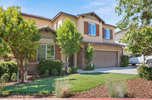 364 Calle Vela, San Marcos, CA 92069-3205