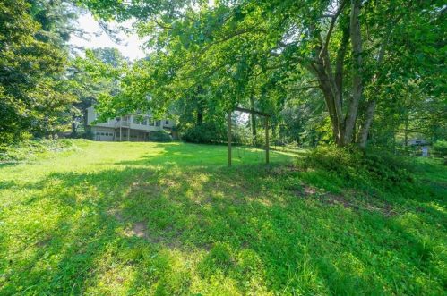 70 Lake Somerset Crst, Marietta, GA 30064-1724