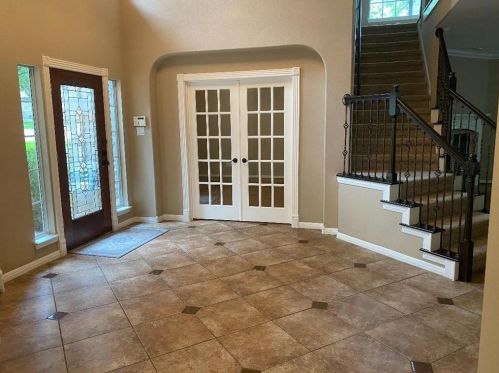 12935 Brigham Dr, Austin TX  78732-2171 exterior