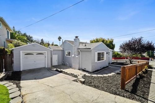 24019 2nd St, Hayward, CA 94541-6738