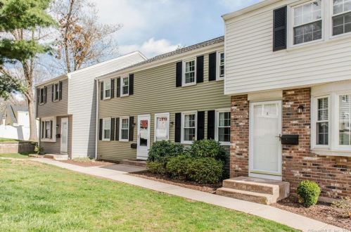 4 Boxwood Ln, Glastonbury, CT 06033-1216