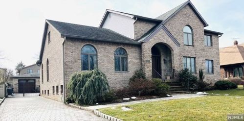 26 Madison Ave, Hasbrouck Heights, NJ 07604-1312