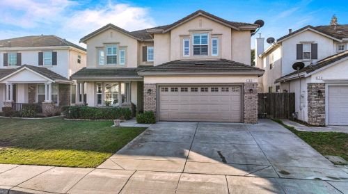 182 Kelley Mist Ln, Tracy, CA 95377-7064