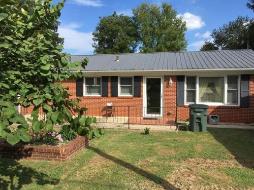 244 Young St, Ravenscroft, TN 38583-1919