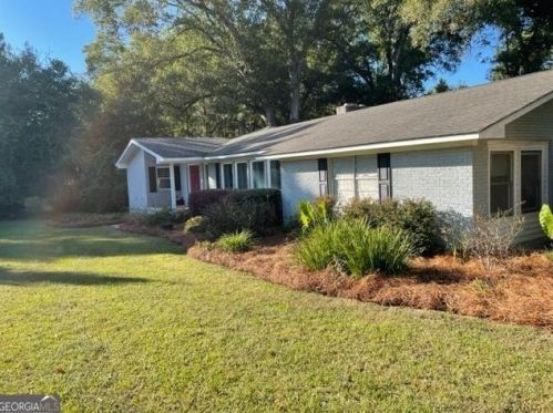 5935 Nevils Daisy Rd, Statesboro, GA 30458-4016