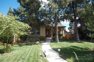 1330 Mt Washington Dr, Bend, OR 97701-6728