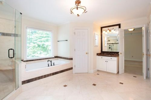 807 Brookhaven Springs Ct, Atlanta GA  30342-3551 exterior