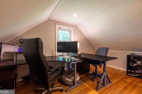 9907 Markham St, Silver Spring MD 20901-2233 exterior