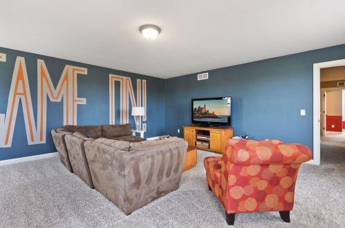 15918 Cobblestone Lake Pkwy, Saint Paul MN  55124-7851 exterior