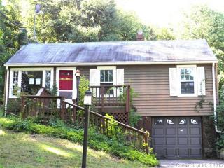 145 Plumb Rd, Middletown, CT 06457-1991