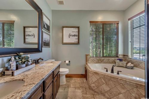 2753 4200, Ogden UT 84414-1112 exterior