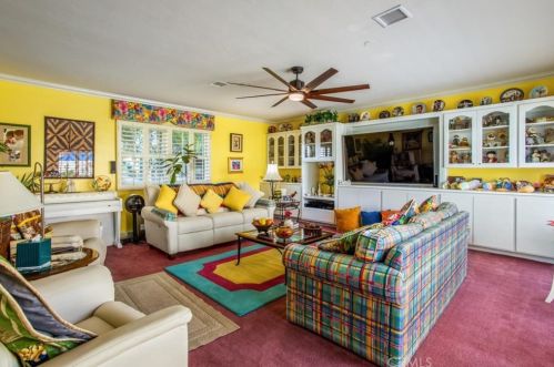 3520 Watkins Dr, Riverside CA  92507-4609 exterior