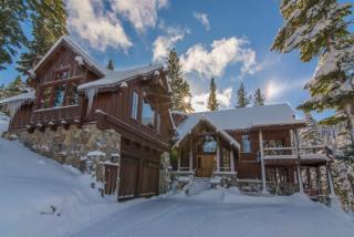 2392 Overlook Pl, Truckee, CA 96161-4216