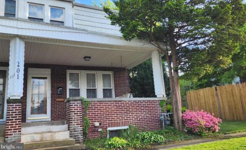 201 Edward St, Harrisburg, PA 17110-1217