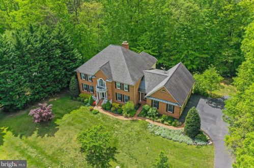 7600 Maple Branch Rd, Clifton, VA 20124-2113