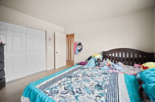 2124 Brownwood Ave, Anaheim CA  92801-5727 exterior