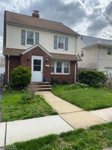 377 Koenig Pl, Rahway, NJ 07065-3705