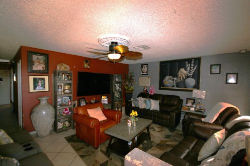 66338 Hacienda Ave, Desert Hot Springs, CA 92240-5648