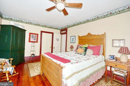 501 Baer Ave, Hanover PA 17331-2703 exterior