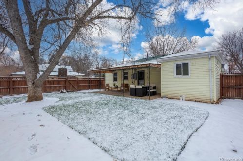 1150 Bates Pkwy, Englewood CO  80113-1777 exterior