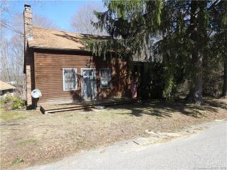 60 Windham Rd, Chestnut Hill, CT 06226-3524
