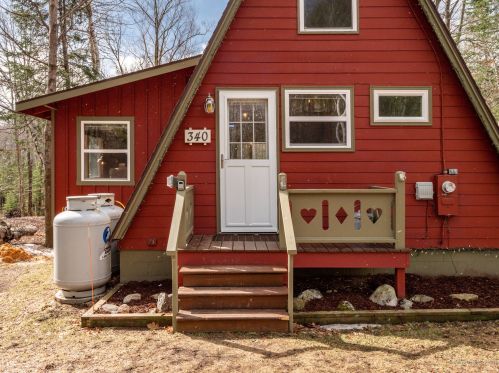 340 Howe Hill Rd, Greenwood, ME 04255-3112