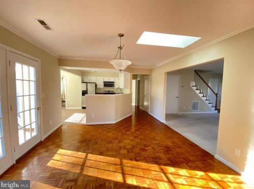 1688 Redington Ln, Charlottesville, VA 22901-1268