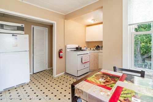 703 6 Ave, Tinton Falls NJ 07712-5348 exterior