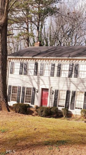 4124 John Alden Rd, Stone Mountain, GA 30083-4723