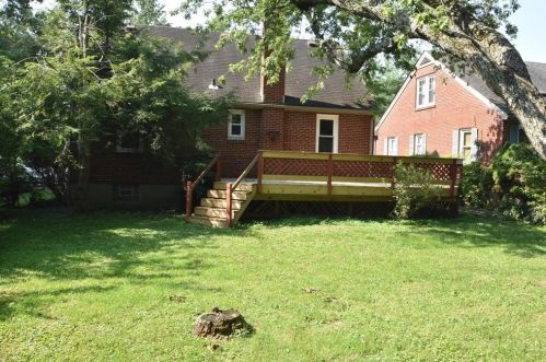 2074 Galbraith Rd, Cincinnati OH  45215-5634 exterior