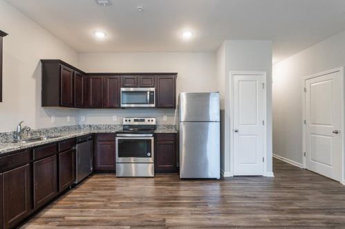 1603 Larkspur Trl, Conyers GA  30012-3528 exterior