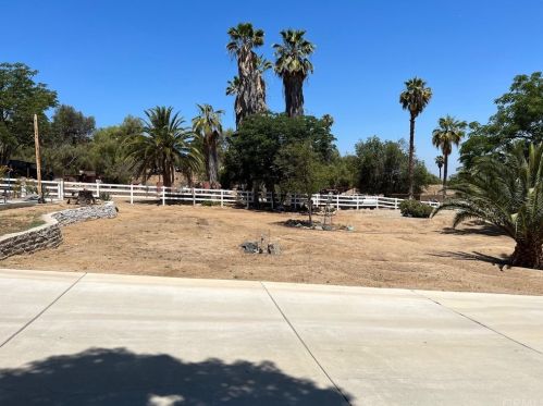 16407 Mcallister St, Riverside CA  92503-6150 exterior